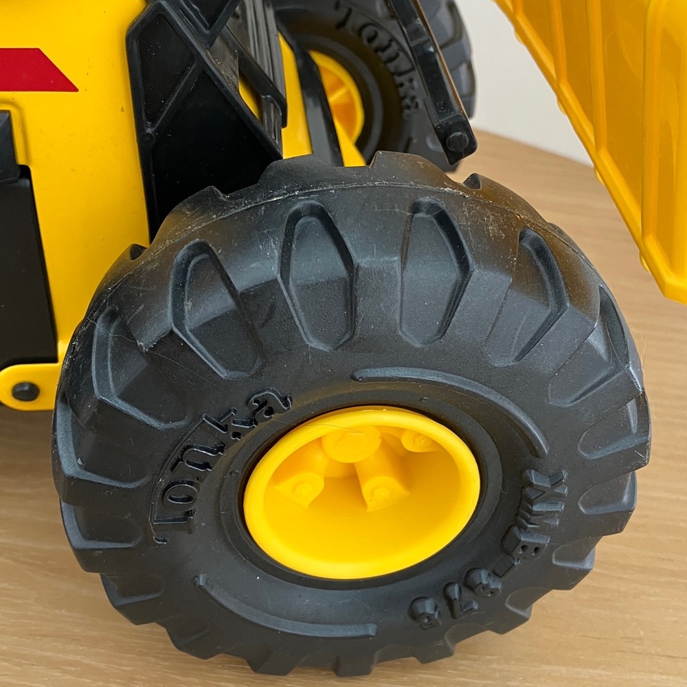 Tonka Front Loader - Picture 5 of 7